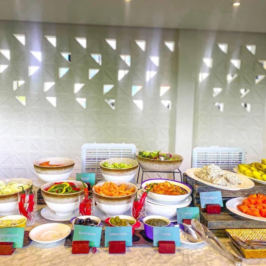 Baitong Hotel & Resort Phnom Penh Dış mekan fotoğraf